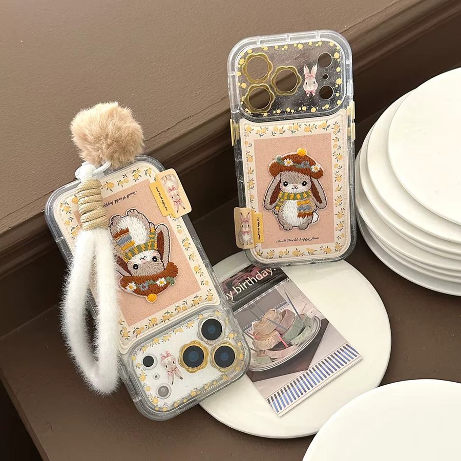 Handyhülle mit Stickerei und Plüschball im Kaninchen-Design mit gelber Blume und Lanyard für iPhone 17, 16, 15 und 14 Pro Max, Gelb/Mehrfarbig - Bild 2
