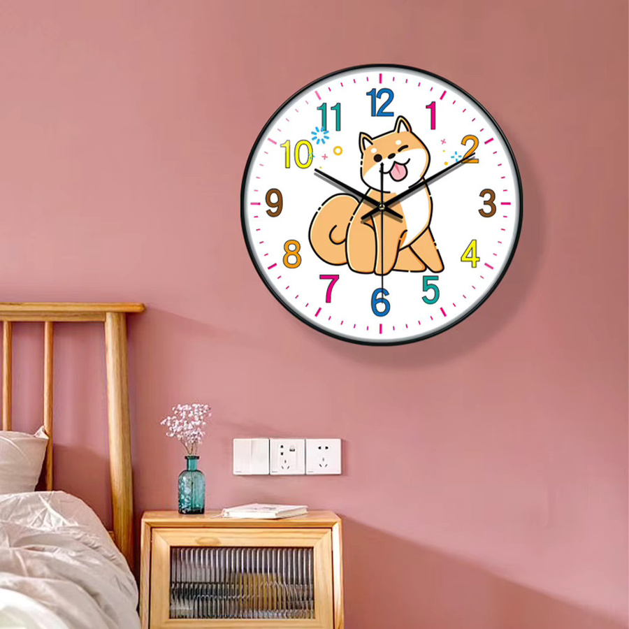 P.Chuang Wanduhr mit Cartoon-Hund für Kinderzimmer, runde analoge Uhr aus Kunststoff in Schwarz und Mehrfarbig, Durchmesser: 30,48 cm - Bild 2