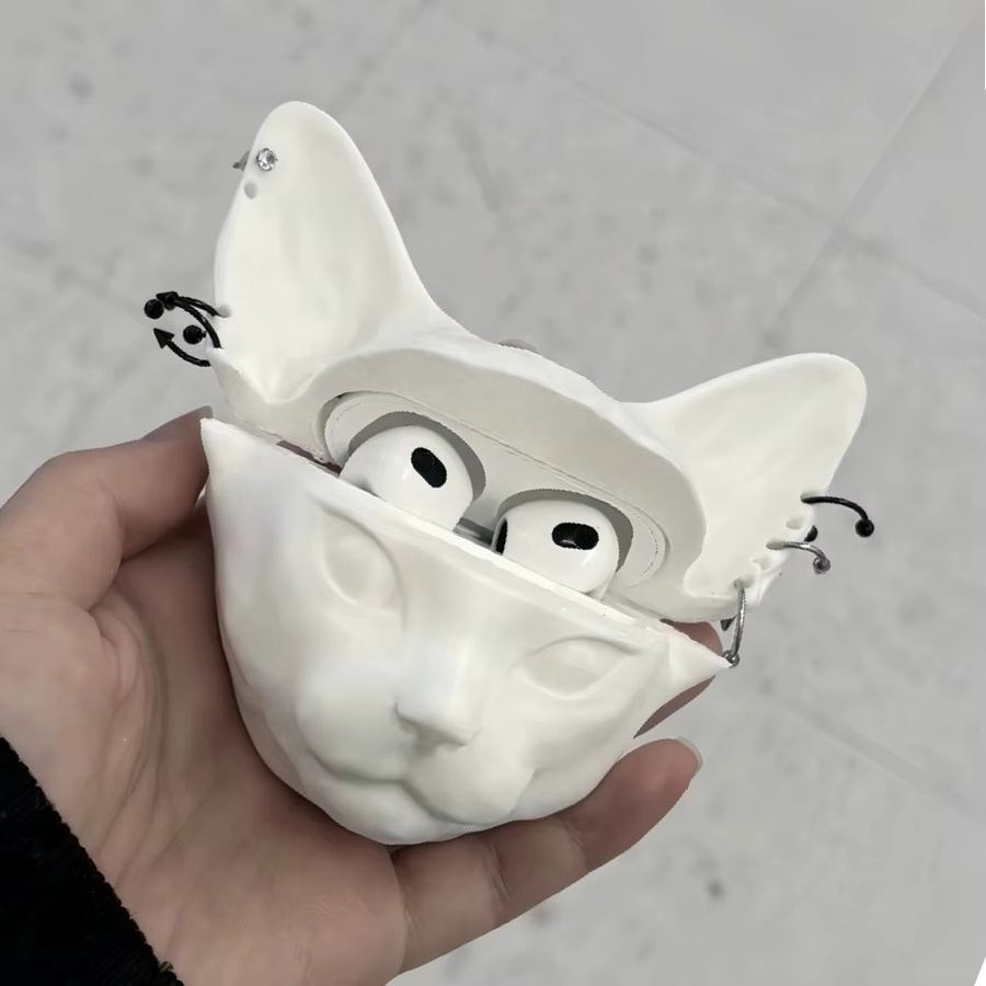 Schutzhülle mit Katzen-Design für Apple AirPods 4, Pro 2 und Pro 3 in Weiß - Bild 2
