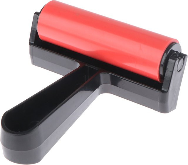 Rote Gummiwalze für Druckgrafik und Bastelprojekte, weiche Brayer-Walze für Tinte und Stempel, Breite: 10 cm - Bild 1