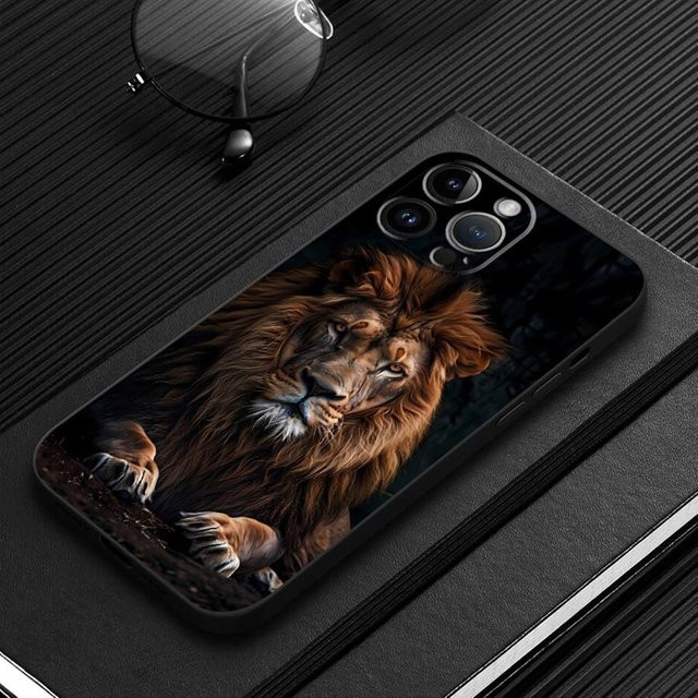 Weiche Handyhülle mit Löwen-Motiv in Schwarz für iPhone Modelle von iPhone 7 bis iPhone 16 Pro Max von BC Electrical Appliances - Bild 1
