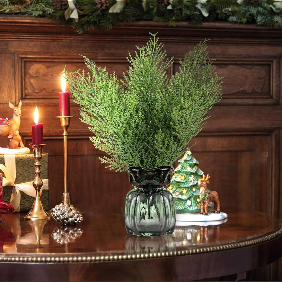 ZQCY Künstliche Kiefernnadeln in Grün aus Kunststoff für Weihnachts- und Partydekoration - Bild 2