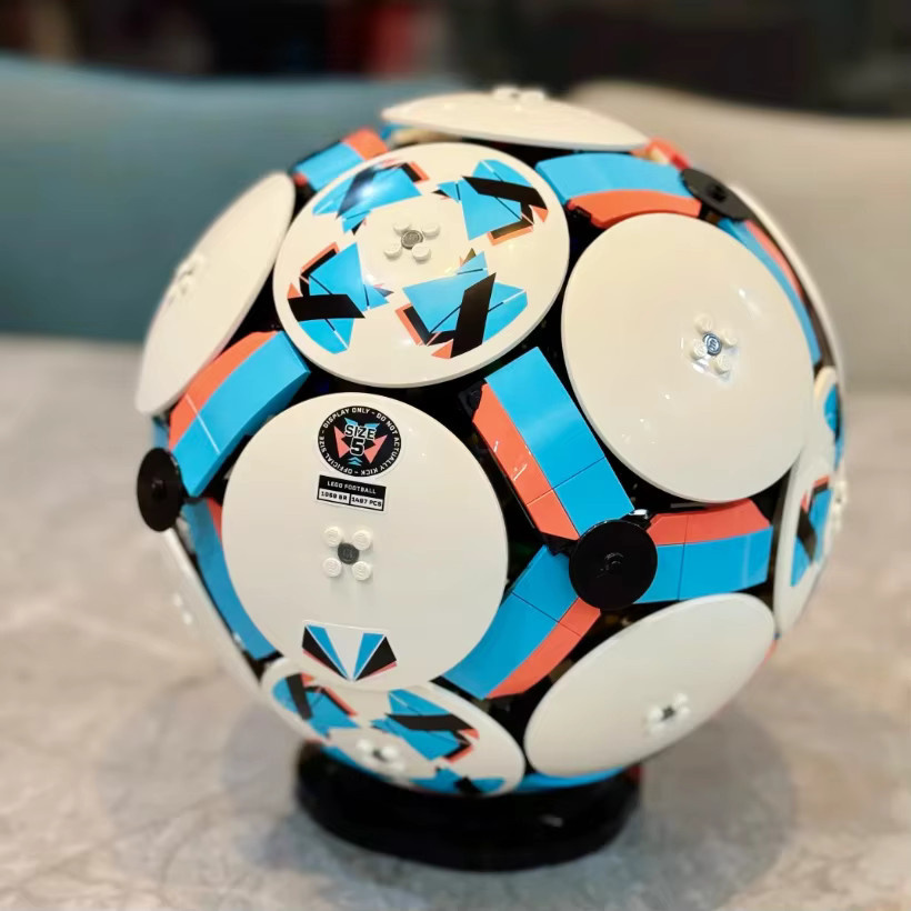 Hot Toys Fußball-Trainingsbecher, Fußball-Replika, Baustein-Puzzle-Modell, 1498 Teile, ab 14 Jahren - Bild 5