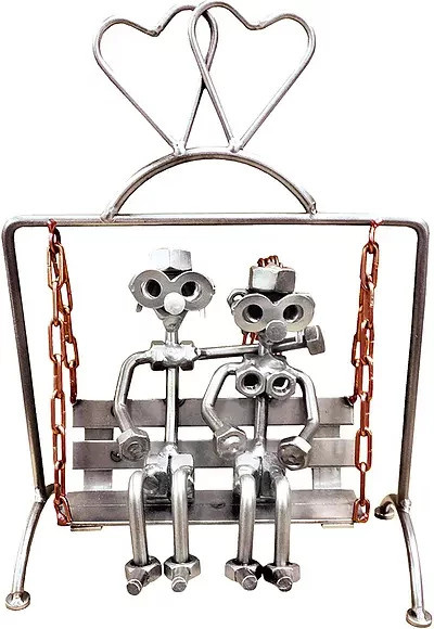 Hinz und Kunst Schraubenmännchen auf Schaukel aus Metall in Silber - Bild 1