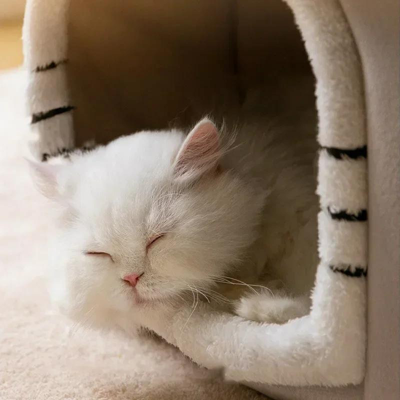 Faltbare Hundehütte von Yiran Furniture als warmes Haustierbett für kleine und mittelgroße Hunde und Katzen in Grau mit abnehmbarem Bezug aus Baumwolle und Korallenvlies - Bild 2