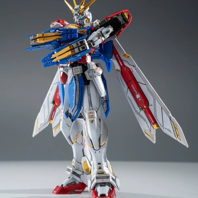 Bandai MG 1/100 GOD Bausatz, Actionfigur, Plastikmodellbausatz - Bild 1