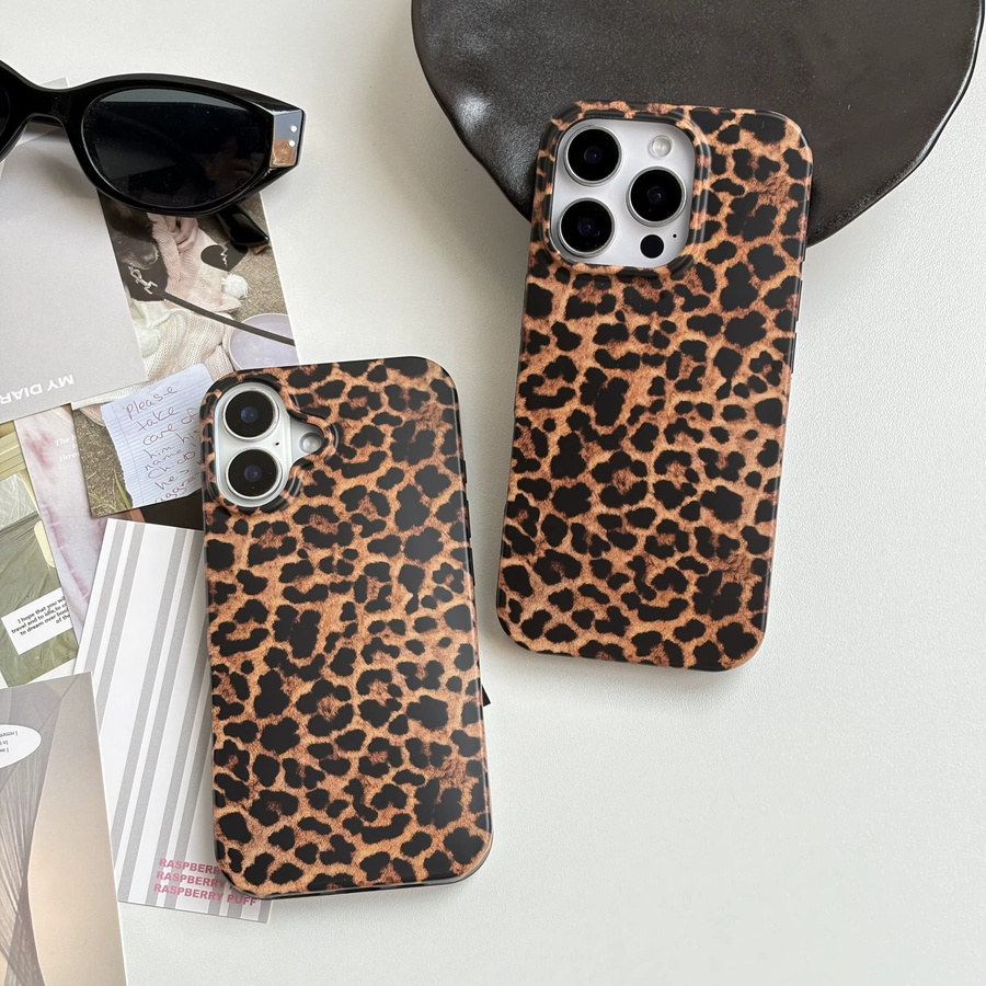 Leopardenmuster Handyhülle aus weichem TPU mit mattem Finish für iPhone 11 bis 16 Pro Max in Schwarz und Multicolour - Bild 3
