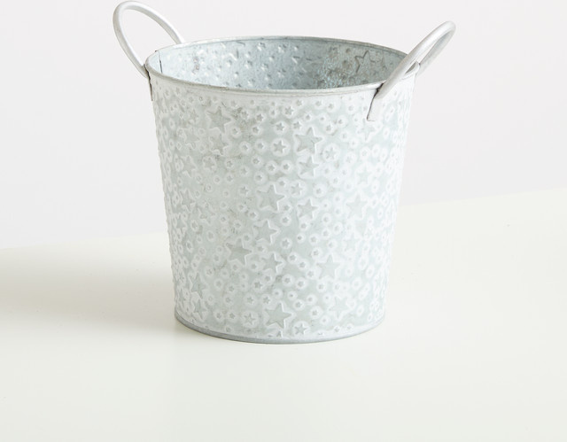Rustikaler Zink Übertopf Stern von BLUME2000 in Silber/Grau, Höhe: 17,0 cm, Breite: 16,6 cm, Tiefe: 16,6 cm - Bild 1