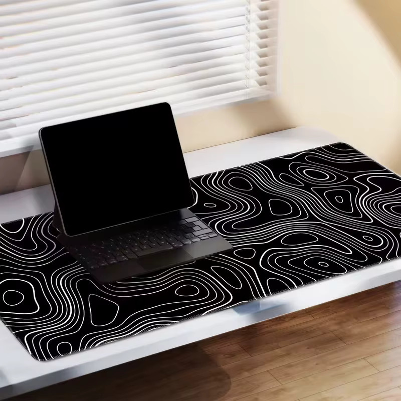 Potdemiel Abstraktes Linien-Mauspad in Schwarz für Büro und Gaming, rutschfeste Schreibtischunterlage - Bild 3
