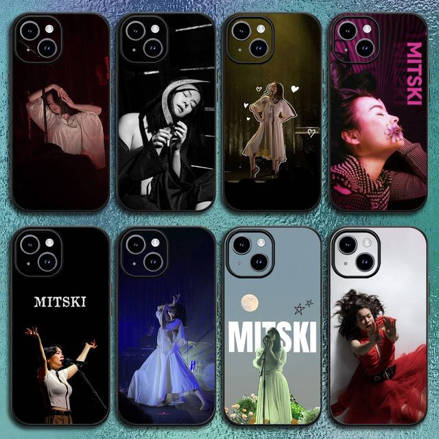 Sänger M-Mitski Handyhülle für Apple iPhone 12 13 14 15 16 Pro Max Plus in Schwarz als klassische Softshell-Hülle - Bild 1