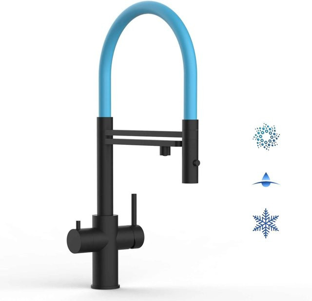 VIZIO Küchenarmatur aus Edelstahl mit 5-Wege-Wasserhahn, 360° schwenkbarem Auslauf und abnehmbarer 2-Strahl Handbrause, Schwarz Matt PVD - Bild 1