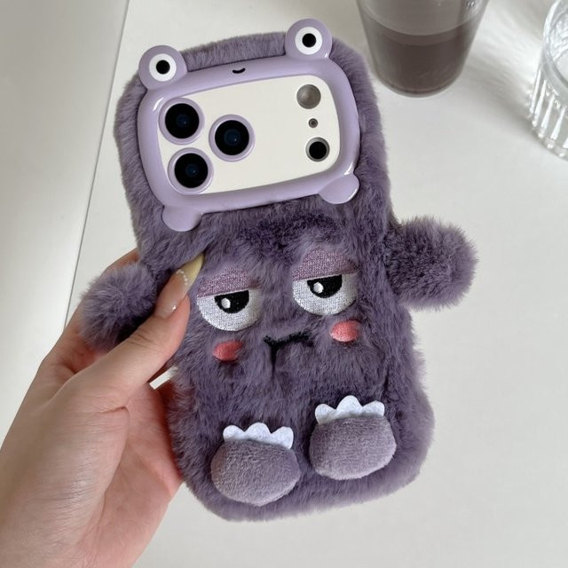Weiche Plüsch-Schutzhülle mit Cartoon-Dozing-Design für iPhone 17, 16, 15, 14, 13 Pro Max in Lila - Bild 1