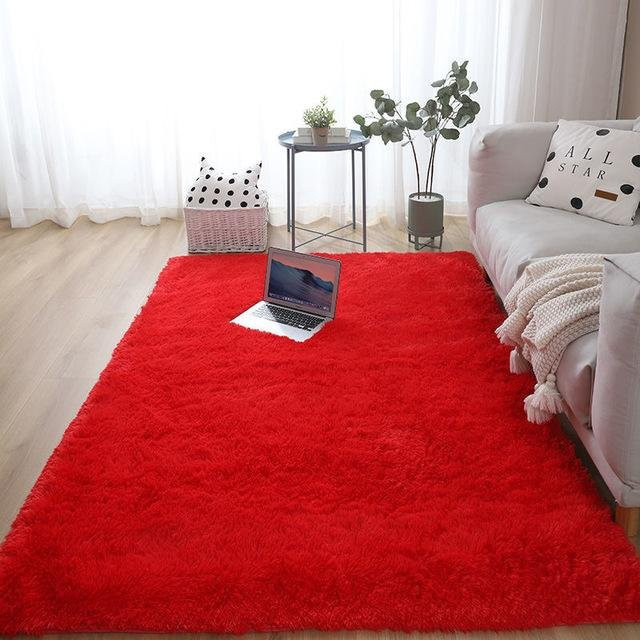 Waschbarer und rutschfester Kunstfell-Teppich von Yiran Furniture in Schwarz, Weiß, Grün oder Rot, B: 60 cm, L: 160 cm - Bild 1