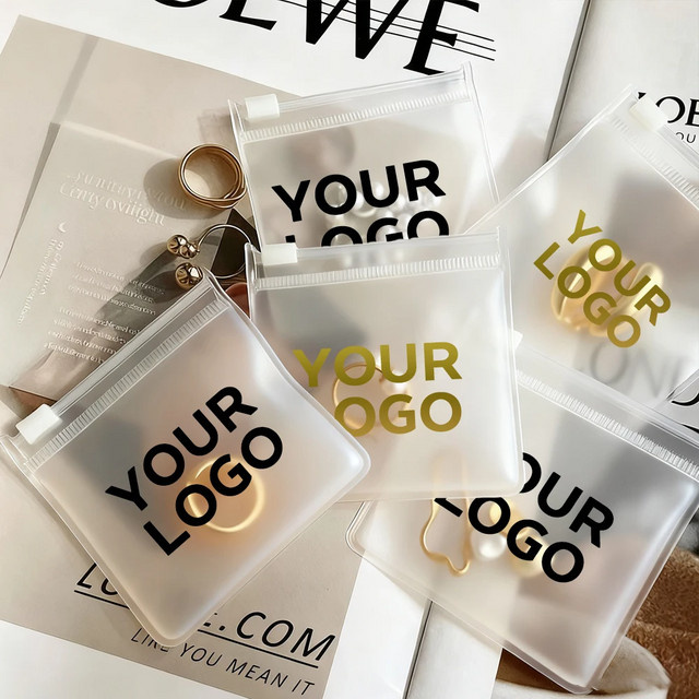 50er Set Transparente Schmuckbeutel aus Matt EVA Kunststoff mit Reißverschluss für Ohrringe, Armbänder und Kosmetik als Reise-Organizer - Bild 1