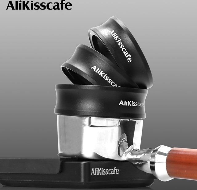 AliKisscafe Magnetischer Kaffee Dosierring Trichter in Schwarz für DeLonghi und Breville Siebträger Espresso Zubehör, Durchmesser: 58 mm - Bild 1