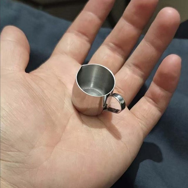 GUIG Mini-Milchaufschäumkrug aus Edelstahl in Silber für Espresso und Cappuccino - Bild 1