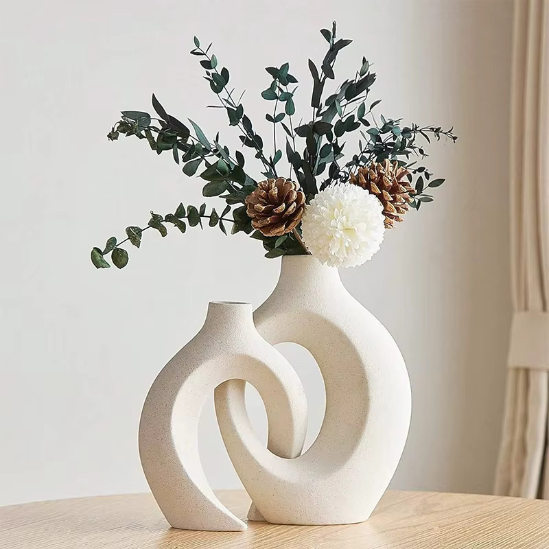 Kreatives Keramikvasen-Set in Weiß für moderne Dekoration im Wohnzimmer und Eingangsbereich - Bild 2