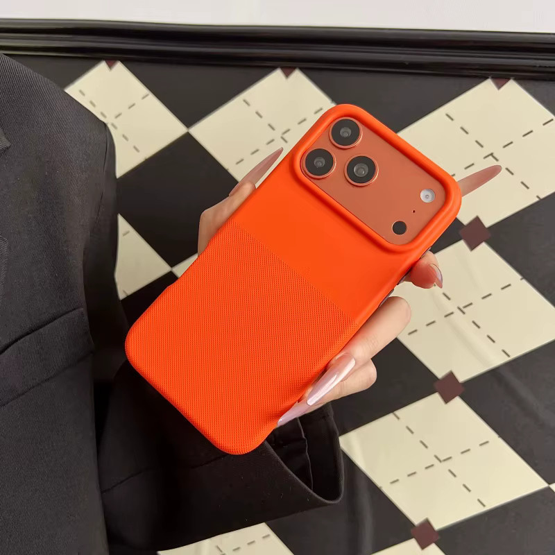 Apple Magnetische Kabellose Ladehülle mit Punktmuster für iPhone 17 Air, 16, 15, 14, 13 Pro Max, Stoßfeste Matte Schutzhülle, Orange - Bild 3