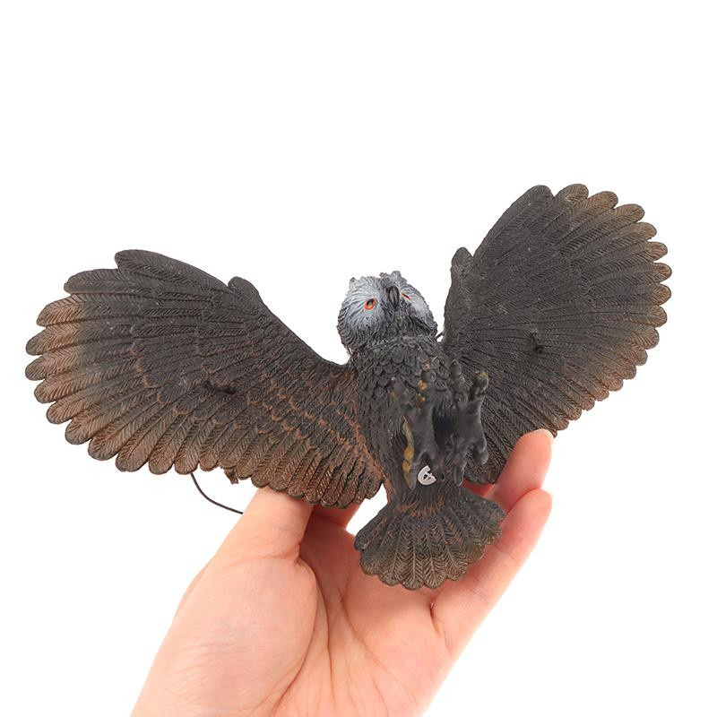 Gracy Adler Figur zur Vogelabwehr in Schwarz aus PVC, hängendes Ornament für den Garten, Höhe: 22 cm - Bild 5