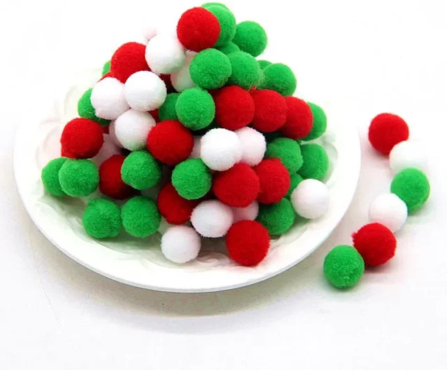 Weiche Pompones für Bastelarbeiten und Weihnachtsdekoration in Weiß, Grün und Rot, Durchmesser 8 mm bis 30 mm - Bild 1