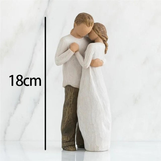 Darling Women Boutique A Familienornamente als amerikanische Charakterstatuen aus Harz in Weiß für dein Zuhause oder Büro - Bild 1
