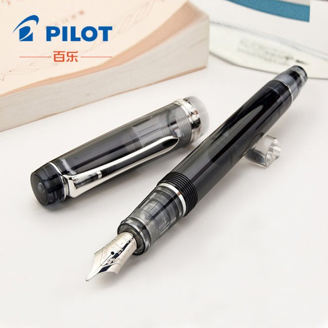 Pilot Custom Heritage 92 Füllfederhalter mit 14 Karat Goldfeder und Rotationssauggerät in Transparent - Bild 1
