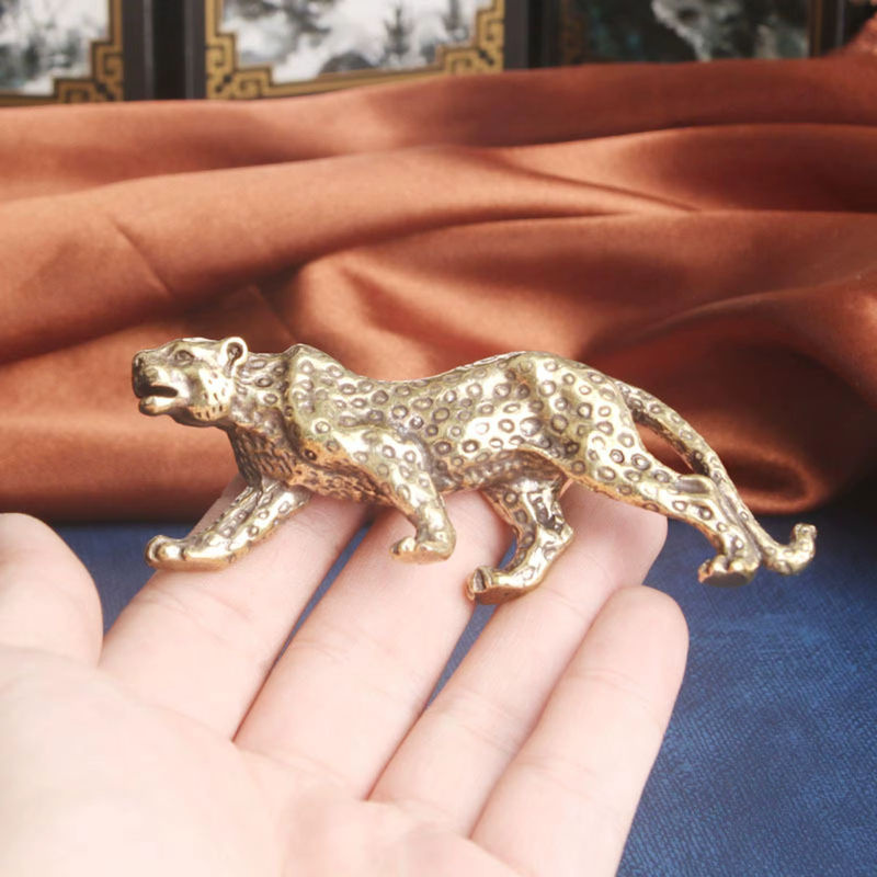 Kesoto Leopard Statue Panther Figur aus Kupfer und Gold in Metalloptik als handgefertigtes Sammlerstück für deine Tischdekoration - Bild 4