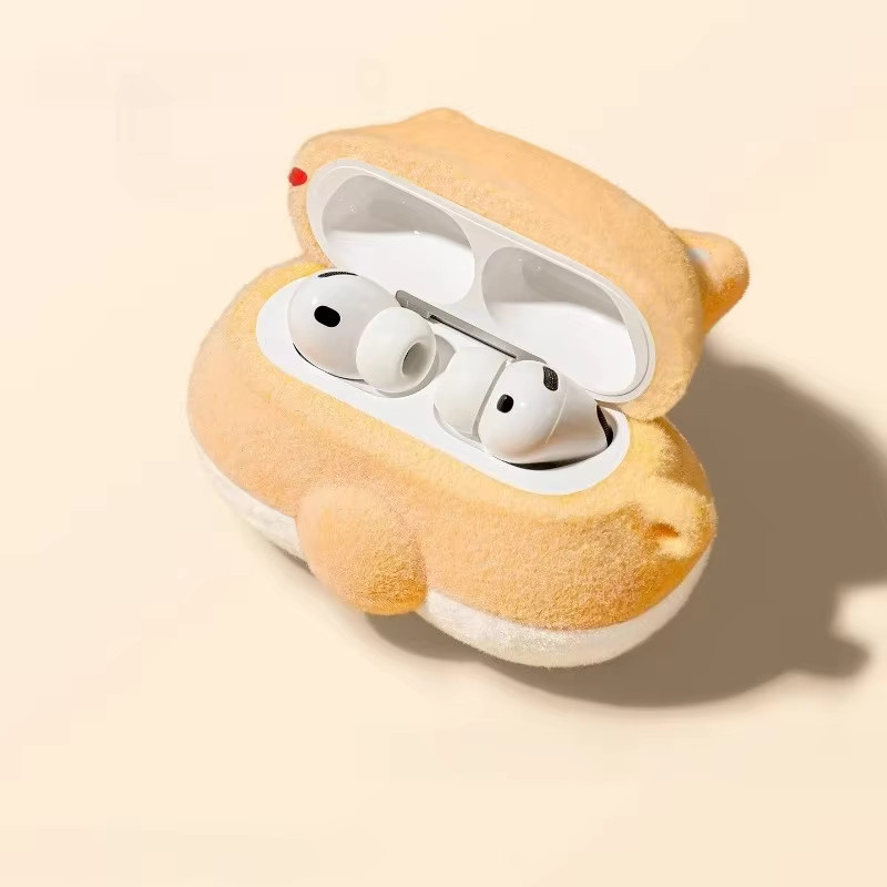 Gelbe Silikon-Kopfhörerhülle im Capybara-Design für Apple AirPods 2. und 3. Generation sowie AirPods Pro 2. Generation - Bild 1