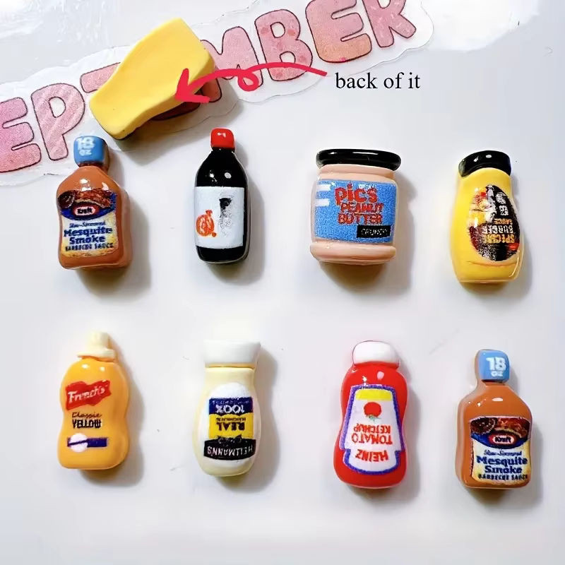7 Stück realistische Mini-Sauce- und Gewürzmodelle aus Kunstharz von DUTRIEUX, mehrfarbiges DIY-Puppenhaus-Dekorzubehör inklusive Ketchup, Senf und Mayonnaise - Bild 1