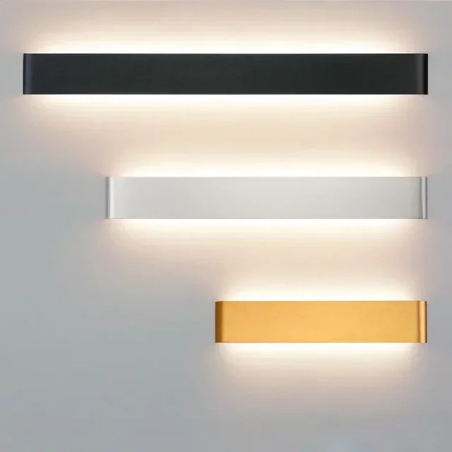 Moderne LED-Wandleuchte von Sanoni in Schwarz mit warmweißem Up-Down-Licht für Wohnzimmer, Schlafzimmer, Flur und Badezimmer - Bild 1