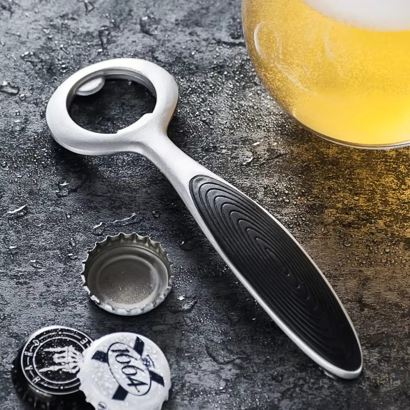 Multifunktionaler Bierflaschenöffner und Weinöffner in Silber, rund - Bild 4