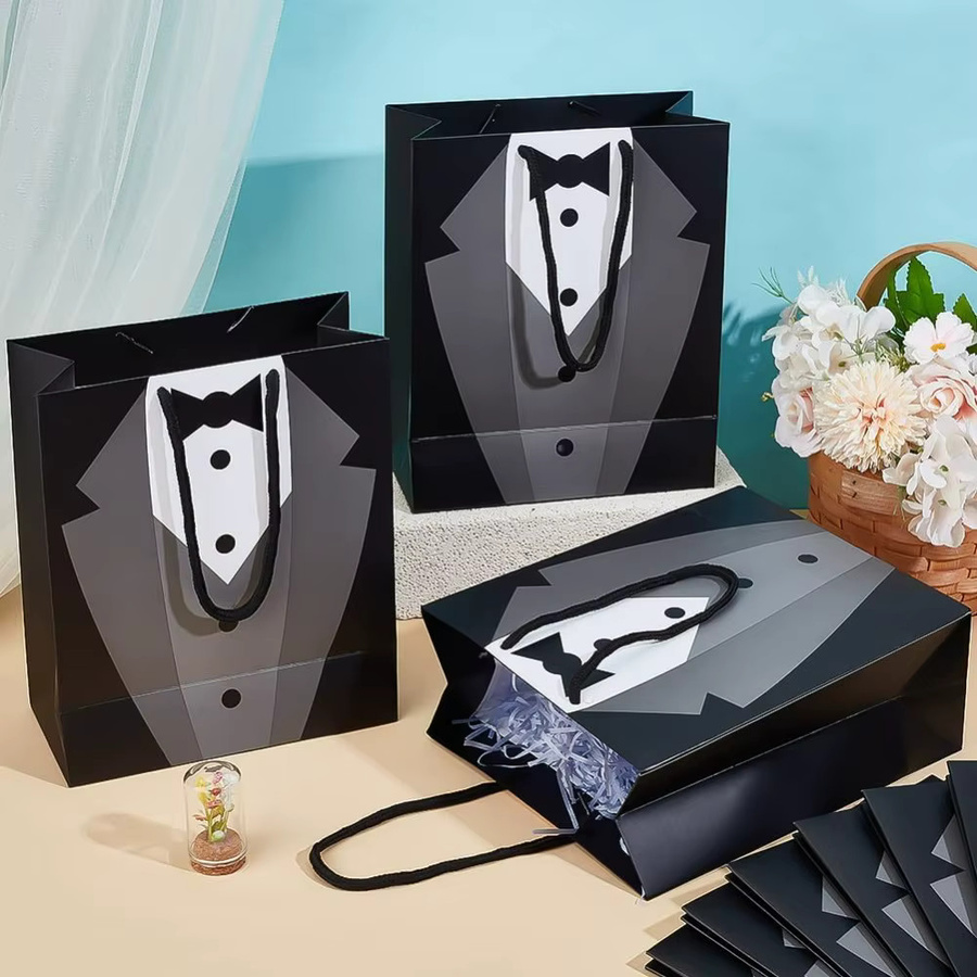 12er-Pack Smoking-Geschenktüten aus Papier in Schwarz-Weiß mit Griff, B/H/T: 23,1 x 23,1 x 3,0 cm - Bild 4