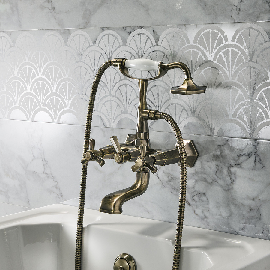 Hudson Reed Badewannenarmatur Earlham zur Wandmontage mit Handbrause im Art Deco Stil, gebürstetes Messing - Bild 1