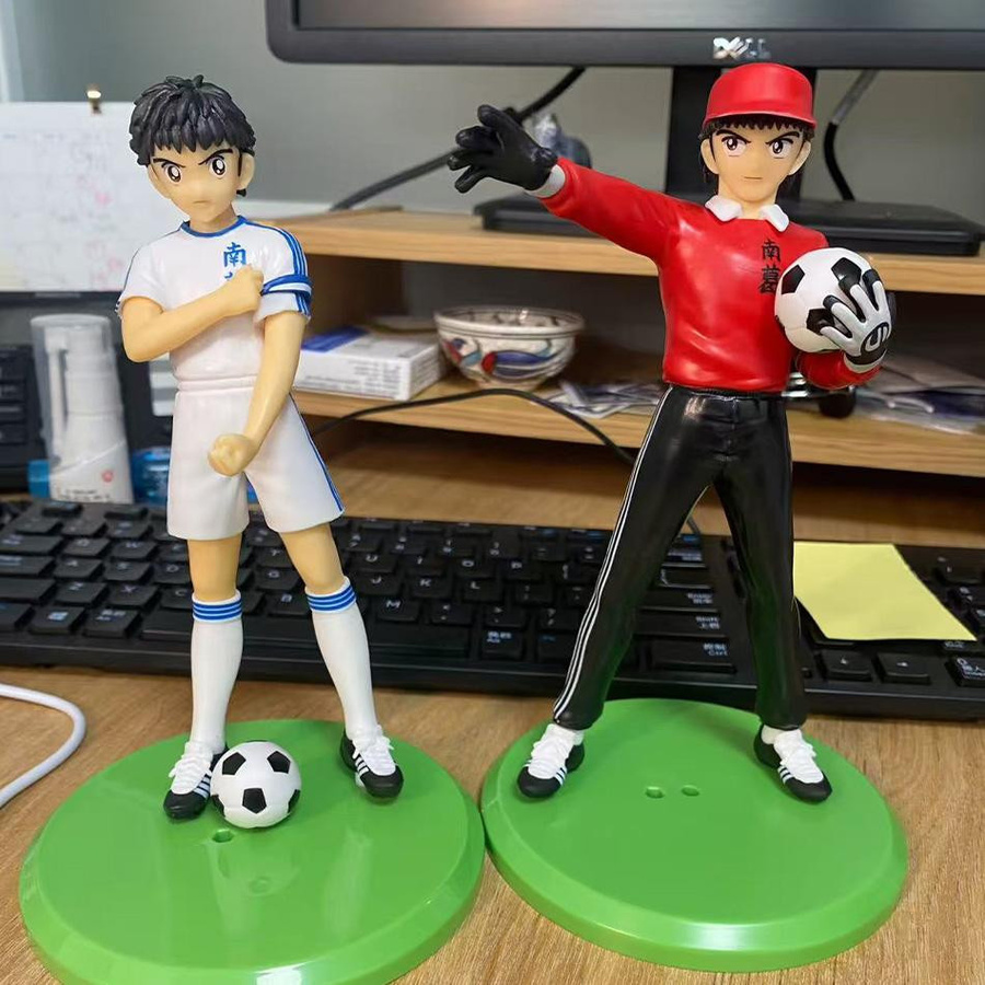 Yiran toy 1 Captain Tsubasa Ozora Tsubasa Hyuuga Kojirou Wakabayashi Genzou Action Figuren Set - Bild 2