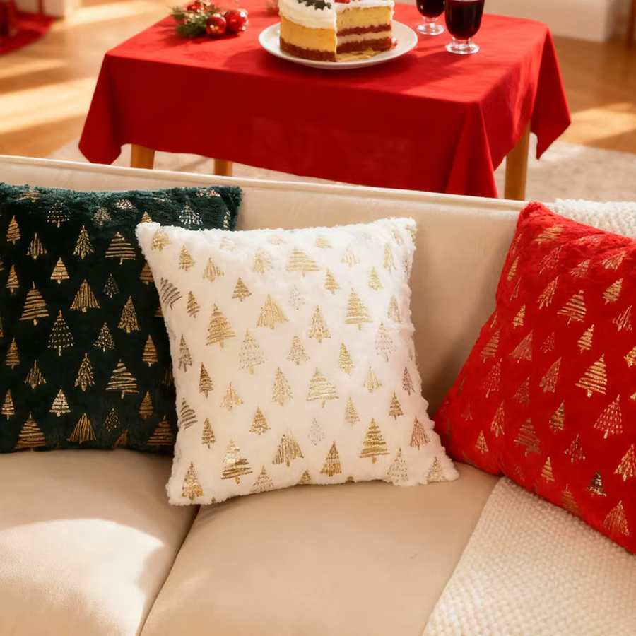 BUYNOW Samt Kissenbezug mit Weihnachtsbaum-Goldprägung für dein Wohnzimmer oder Schlafzimmer in Rot, Grün oder Weiß - Bild 2