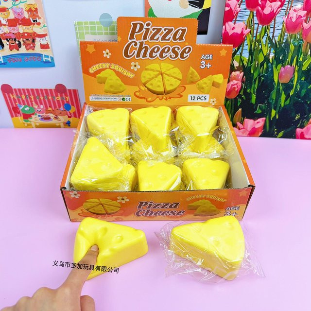 Dreieckiges Käse Squishy Spielzeug Set, 12-teiliges Set, verschiedene Stile, simuliertes Essen, Stressabbau, Fidget - Bild 1