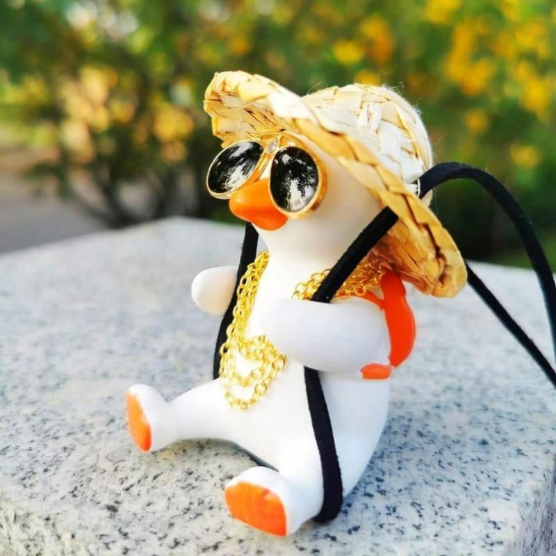 LCAuto parts Dekoration für den Rückspiegel, Schaukelndes Enten-Autozubehör aus Kunstharz in Weiß - Bild 5