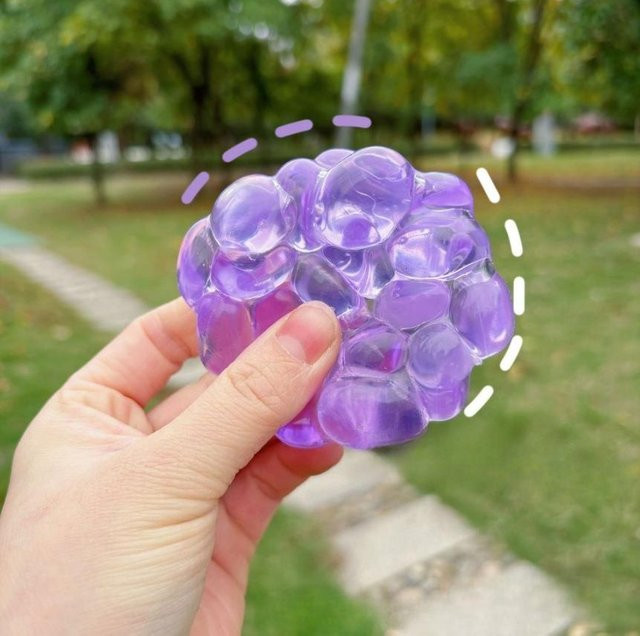 Yiran bag Bunter Geräusch-Stressball Knuspriges Quetschspielzeug - Bild 1