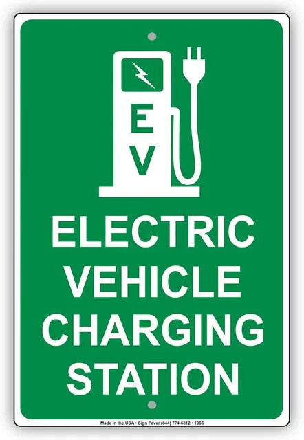 SIGNCHAT Metallposter Ladestation für Elektrofahrzeuge Wandkunst in Grün, Breite: 20,3 cm, Höhe: 30,5 cm - Bild 1