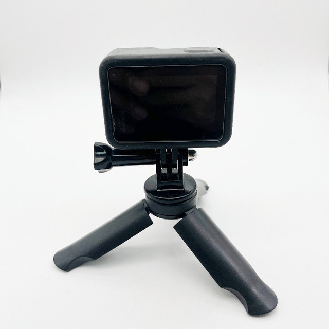 DJI Desktop-Stativhalterung in Schwarz kompatibel mit DJI Pocket 3, DJI Pocket 4 und GoPro Action-Kameras für Live-Streaming und Fotografie - Bild 1