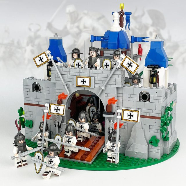 MOC Mittelalterliche Ritter Burg Szene, Bausteine, ab 6 Jahren - Bild 1