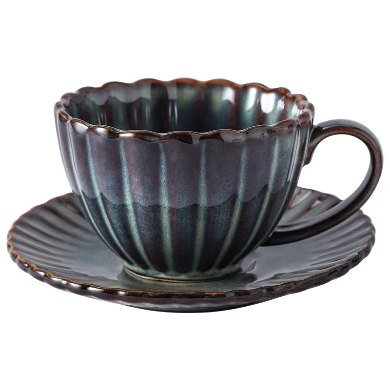 Gelbe Keramiktasse mit Vintage-Streifen-Design für Kaffee und Tee - Bild 3