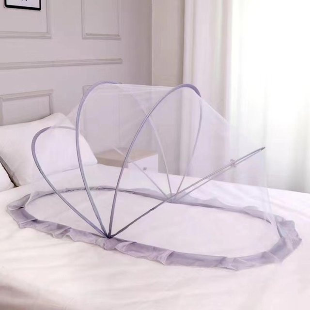 Faltbares Babybett mit atmungsaktivem Moskitonetz und Schlafnest aus Baumwolle von Binchi Fitness in Grau, Pink, Blau oder Lila - Bild 1