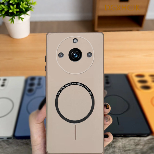 Stoßfeste magnetische Hartsilikon-Handyhülle für Realme 11 Pro und Realme Narzo 60 Pro in Green und Beige - Bild 1