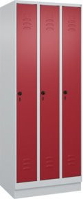 C+P Spind Classic PLUS Garderobenschrank mit 3 Abteilen, Sockel, Höhe: 195 cm, Breite: 75 cm, Tiefe: 50 cm, Sicherheits-Drehriegel und 3 Garderobenhaken - Bild 1