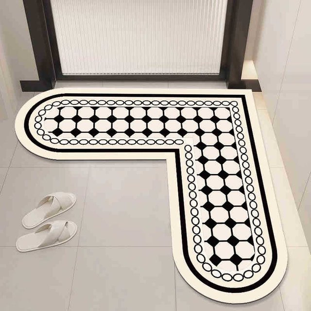 Anti-Rutsch Badezimmer-Eckmatte aus Kieselgur in Weiß, schnelltrocknend und feuchtigkeitsabsorbierend, B/T/H: 70 x 70 x 2,5 cm - Bild 1