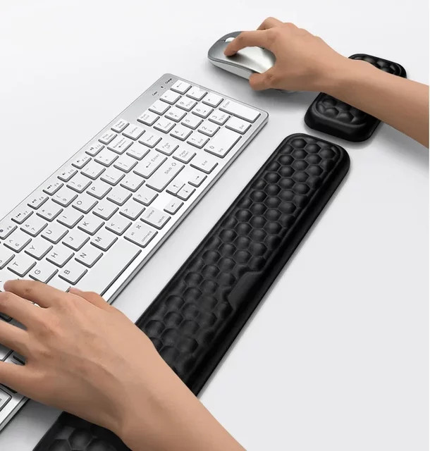 Ninth World Handgelenkauflage für Maus und Tastatur mit Massage-Textur aus Memory-Schaum in Pink oder Schwarz - Bild 1