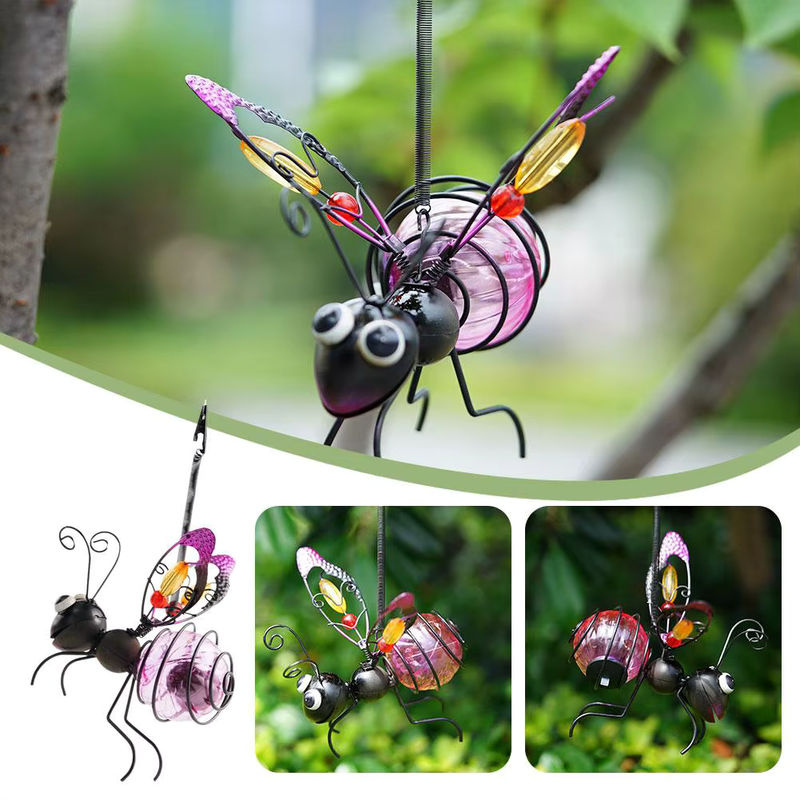 KITPIPI Insekten-Statue aus Metall mit LED-Lichterkette in Gold und Multicolour als wasserdichte Gartenverzierung zum Aufhängen - Bild 3