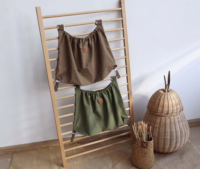Beige Nylon-Organizer-Tasche für den Kinderwagen mit Flaschenhalter und Aufhängemöglichkeit - Bild 1