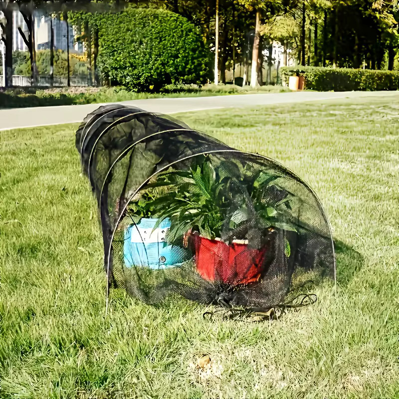 Mehrzweck-Klappgartentunnel mit PVC-Rahmen und insektensicherem Netz in Schwarz zum Schutz von Gemüse und Obst oder als Hühnerstall - Bild 2